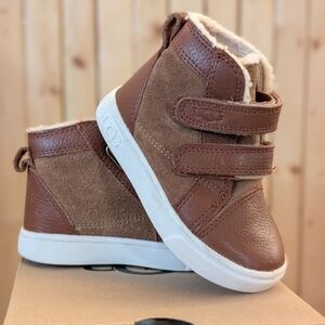 Ugh T Rennon II Chukkas
